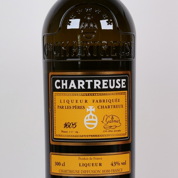 シャルトリューズ　CHAMBORD Grand Marnirr リキュール　3本 81xLKC8C-2L._UF1000,1000_QL80_.jpg